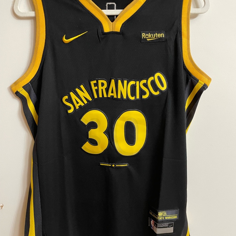 Warriors jersey